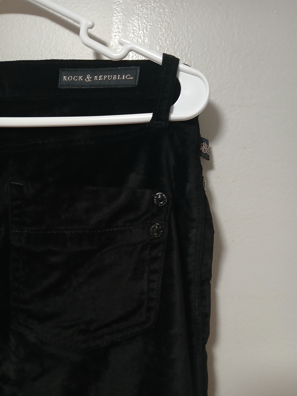 Rock & Republic Black Velvet Skinny Jeans - Picture 8 of 11